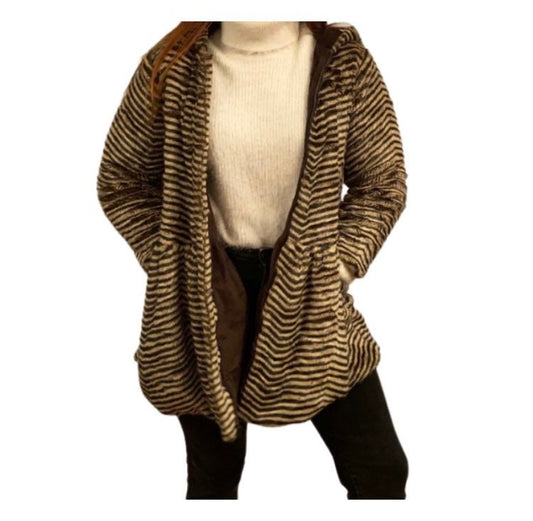 Beige faux fur vintage hooded jacket